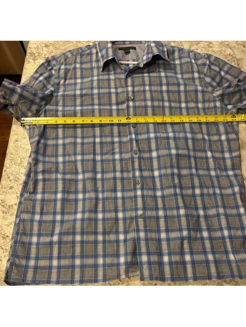 Men’s Banana Republic Short Sleeve Plaid Button up shirt XL